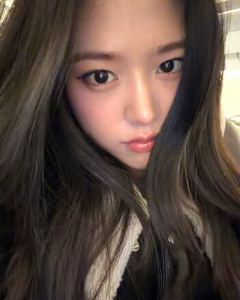 An Yujin 안유진 |