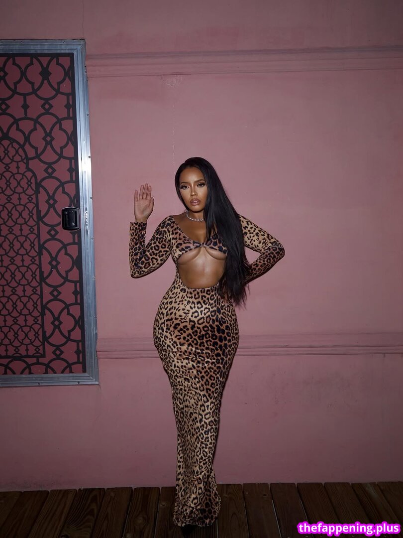 Angela Simmons