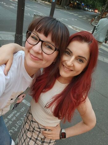 AnnieFuchsia