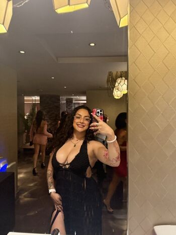 axhcaxh