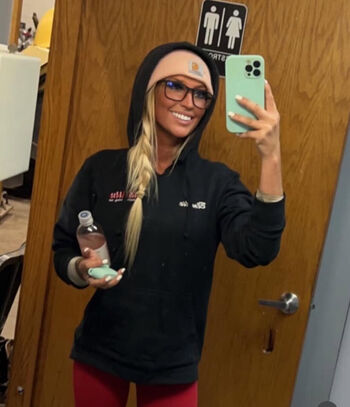 Blacktoppingblondie
