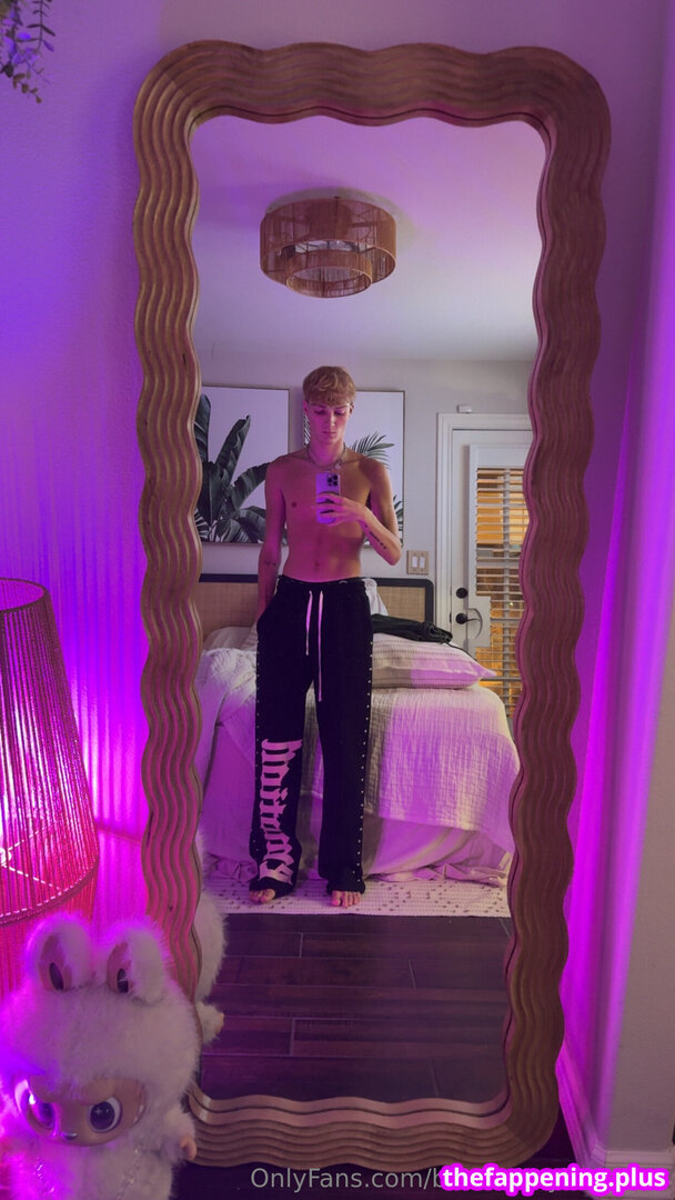 blondeboybradfree