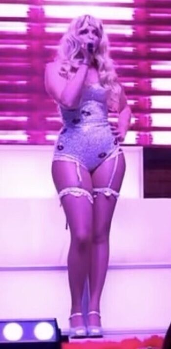 Charity Eden / Taylor Swift Impersonator