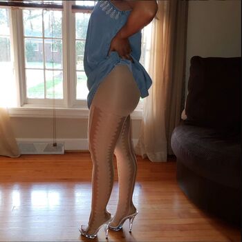 Goddess_Petitenylon