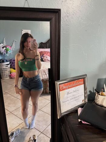 its_monicaa8