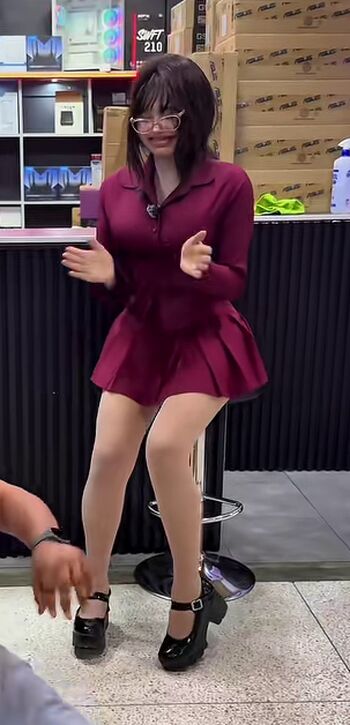 Jennie So