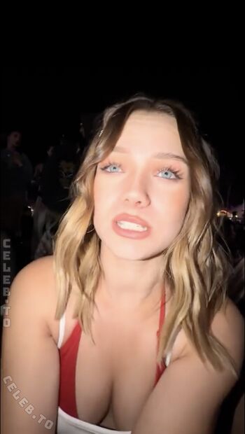 Julia Beautx