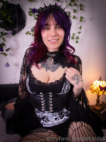 laheldoll