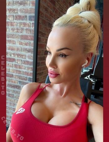 Lena R