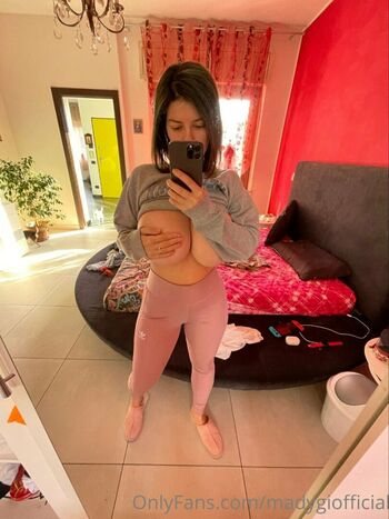 mady_gio