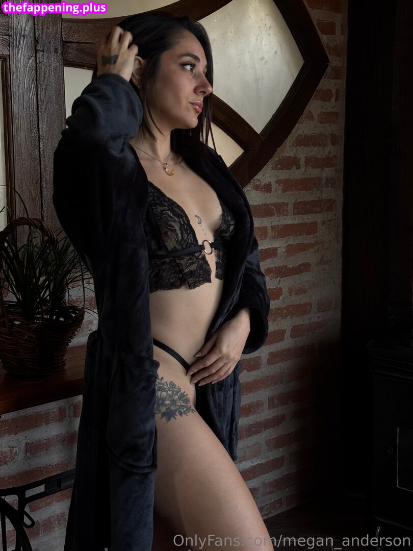 megan_anderson