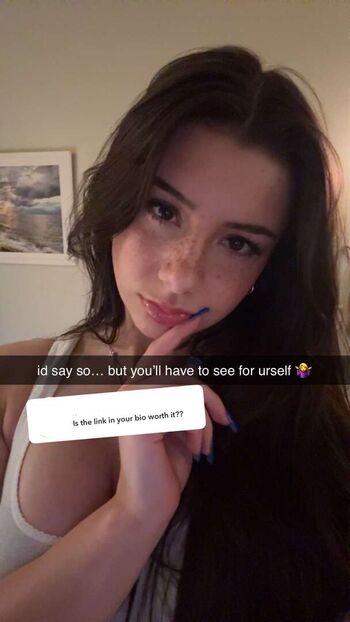 Mikayla Campinos