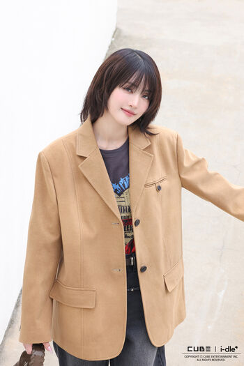 Minnie (Nicha Yontararak - I-dle