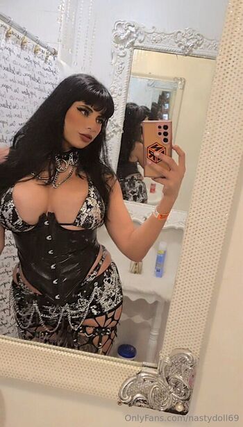 Nastydoll69