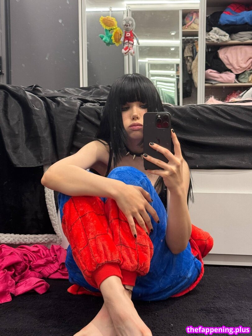 nicoleponyxo