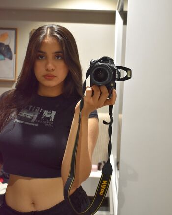 preet.lakhanii