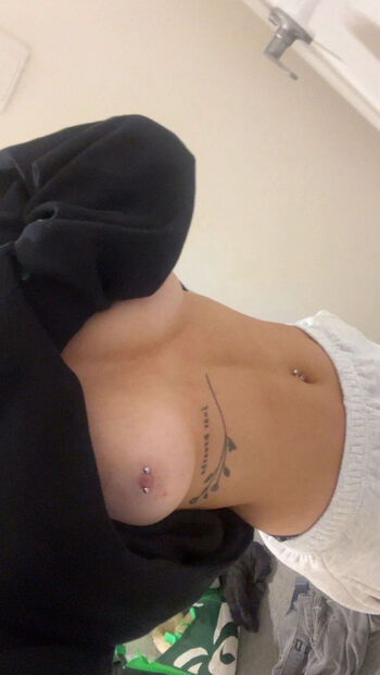 Show Your Girlfriend