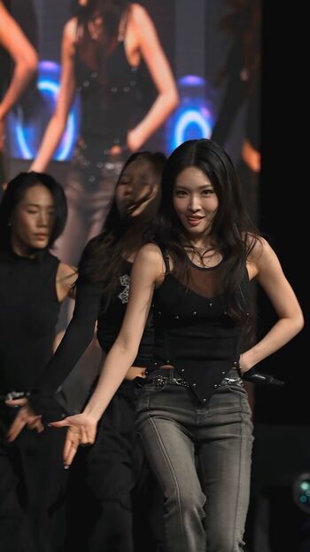 WomenK-pop