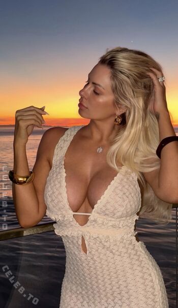 WWEMaryseMizanin
