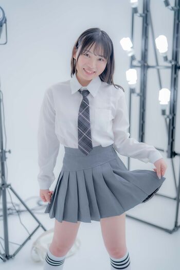 Yuna Shirahoshi 白星優菜